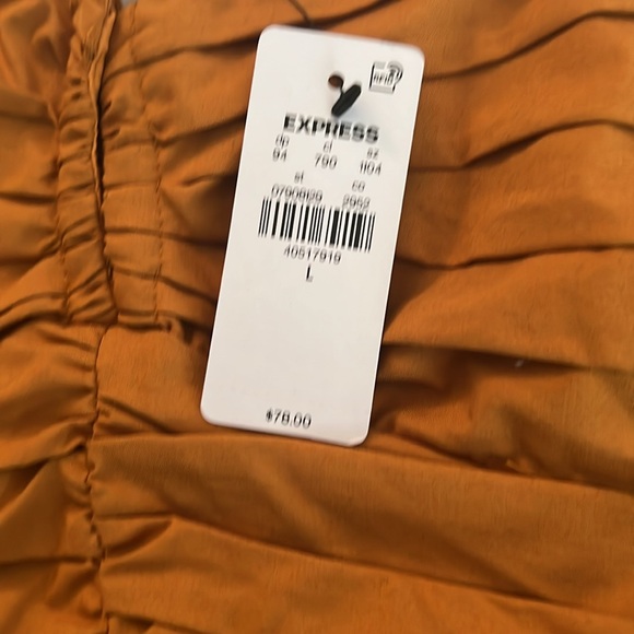 Orange rust Strapless Ruffled Romper - Picture 3 of 4